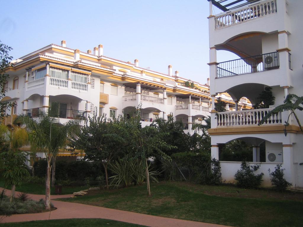 Atico Marbella Puerto Banus Apartment Luaran gambar